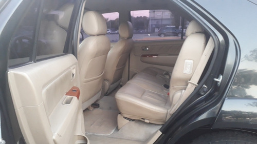 Toyota Sw4 3.0 Srv Cuero I 171cv 4x4 2011