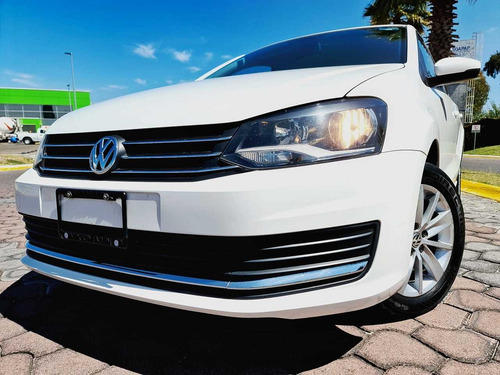 Imagen 3 de 15 de Volkswagen Vento 2019 2.0 Confortline Mt