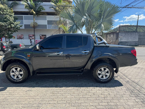 Mitsubishi L200 3.2 Triton Hpe Cab. Dupla 4x4 Aut. 4p