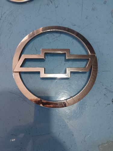 Insignia Portalon Chevrolet Montana Original