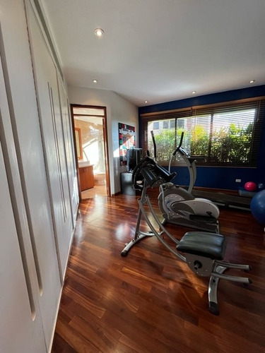 Imagen 20 de 23 de Venta Apartamento Dúplex 480 M2 4h+s/5b+s/5p Los Chorros
