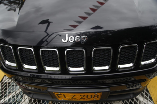 Jeep Compass Sport 2.4cc 4x2 Mt