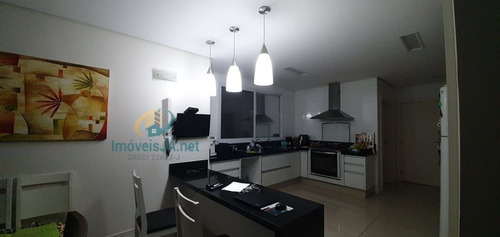 Imagem 21 de 29 de Excelente Casa Á Venda No Condomínio Genesis 1 - 04 Suítes-living Com 03 Ambientes, Área Gourmet C/ Churrasqueira E Pisc - 823