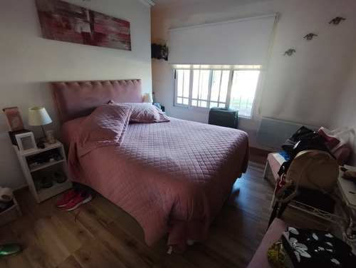 Casa Con Piscina Apta 2 Flias A 3 Cuadras De Parque Leloir