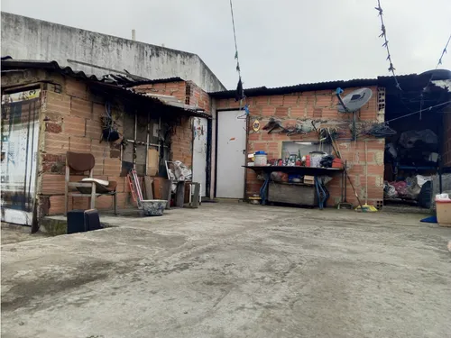 Venta Casa Con Local En Carvajal