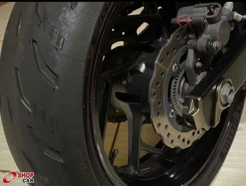 Imagem 4 de 6 de Suzuki Gsx-s 750