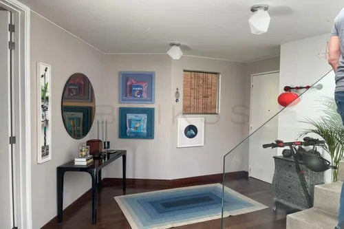 Apartamento En Arriendo/venta En Los Rosales. Cod A1957