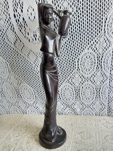 Bellísima Y Muy Buena Importante Figura De Resina De 45cm 
