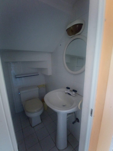 Imagen 4 de 10 de Apartamento En Alquiler Vacacional En Naiguatá, Edo. La Guaira, Residencias Aguja Azul.