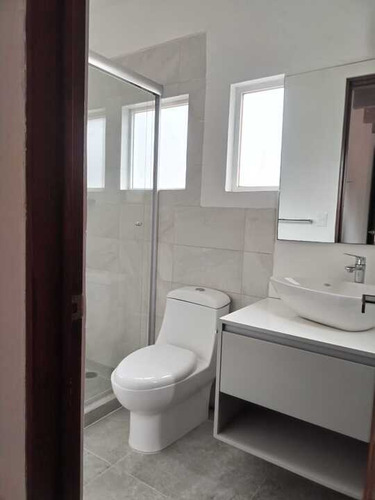 Casa En Condominio Horizontal En Venta En Calzada De Los Leones
