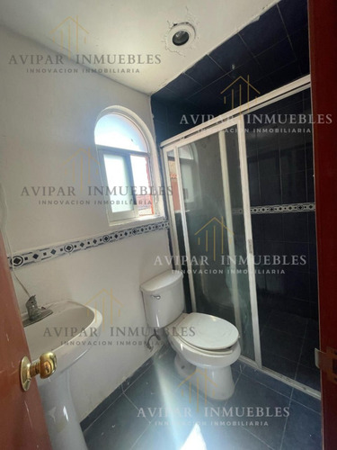 Casa En Venta En Margarita Maza De Juárez, Cdad. López Mateos, Edo.mex. Met106