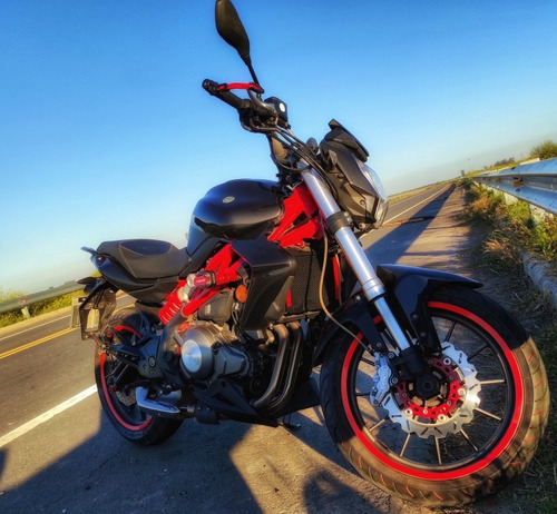 Imagen 4 de 6 de Benelli Tnt 300