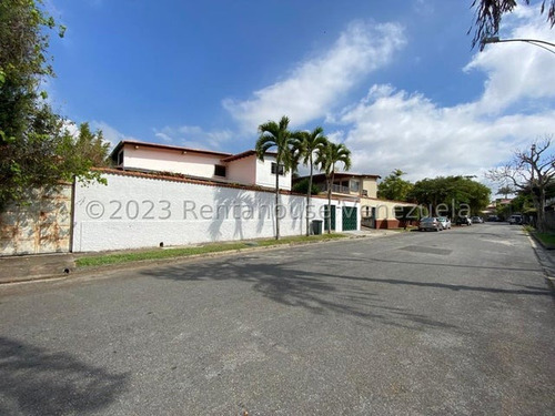 Casa En Venta Caurimare Mls 24-10583. Andrea Schmidt