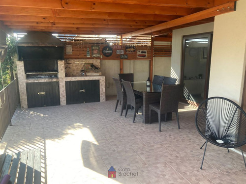 Casa En Venta De 4 Dorm. En La Florida, Alto Macul, Boston