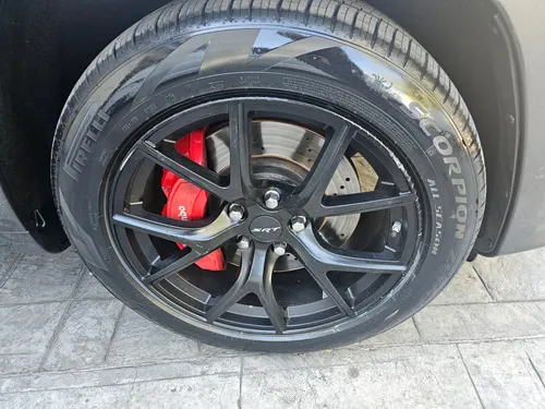 Jeep Grand Cherokee 6.4 Srt-8 At