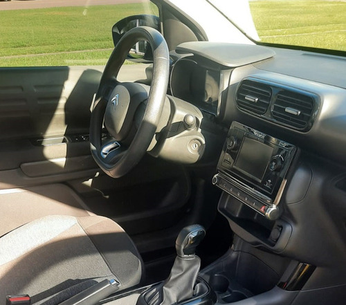 Imagen 11 de 12 de Citroen C4 Cactus Vti Live