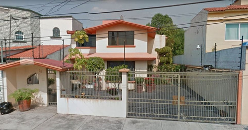 Vendo Casa En Calle Flamingos, Las Arboledas!!! 204