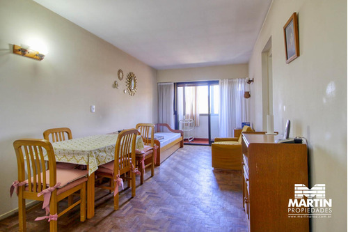 Depto De Un Ambiente En Venta, Edificio Laguzzi - Martinez