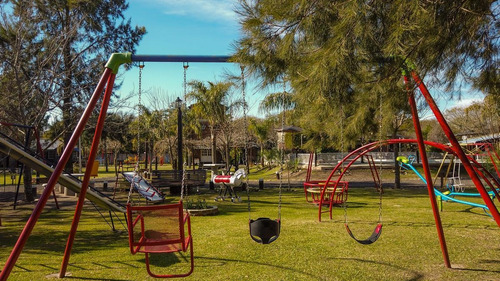 Edificio Comercial / Complejo Turístico En Venta Gualeguaychu
