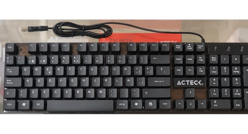 Imagen 6 de 6 de Teclado Gamer Acteck Rgb Aurean X Alambrico Negro