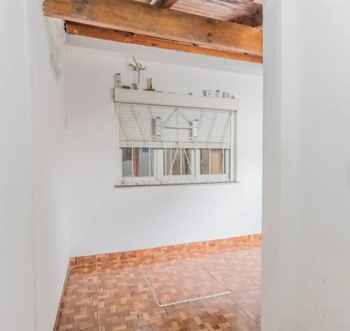 Venta Casa 3 Amb Con Patio - Bernal Este