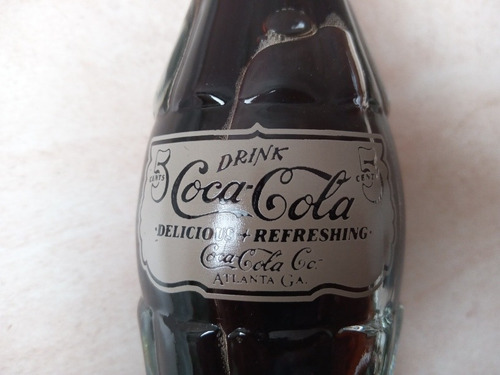 Imagen 3 de 7 de Botella Conmemorativa 100años Coca Cola Para Colección