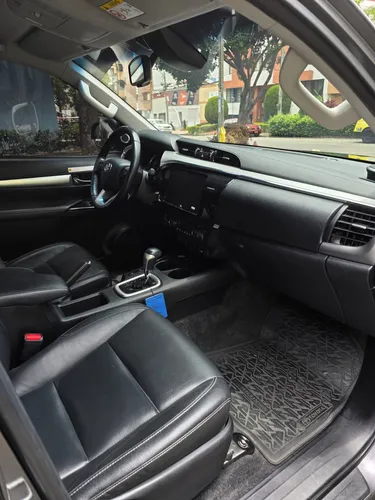 Toyota Hilux 2.8