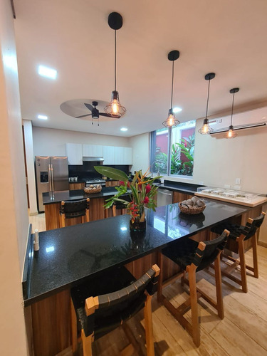 Casa En Privada Residencial En Cholul Yucatan