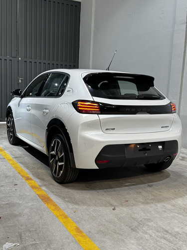 Peugeot 208 1.0T Gt