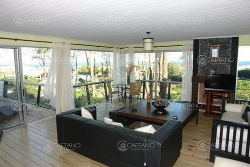 Venta Casa 5 Dormitorios Montoya La Barra