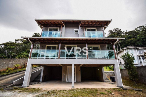 Imagem 3 de 22 de Casa Com 3 Dormitórios À Venda, 164 M² Por R$ 880.000,00 - Barra Do Imbuí - Teresópolis/rj - Ca0375