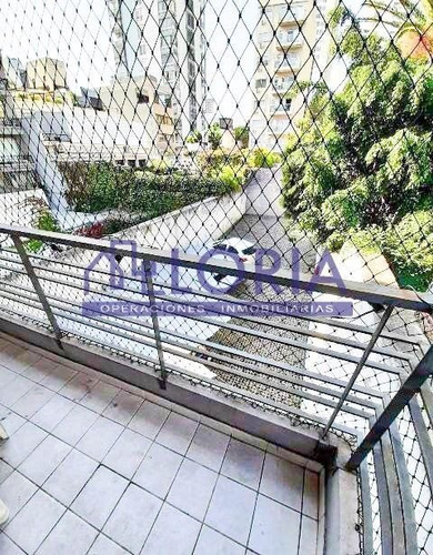 Imagen 5 de 8 de 1 Ambiente Contra Frente - Con Balcón - Con Cochera.-