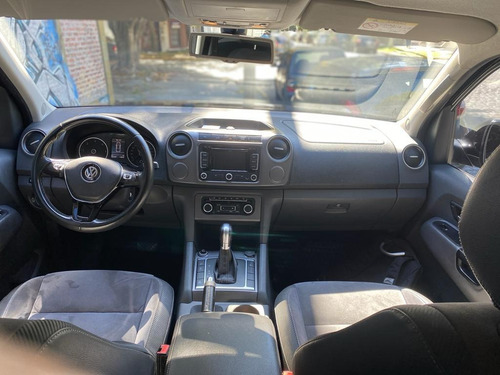 Imagen 7 de 11 de Volkswagen Amarok 2017 2.0 Cd Tdi 180cv 4x4 Black Package At