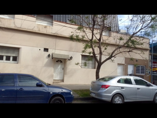 Departamento Dos Ambientes . Dueño Directo Moron Centro