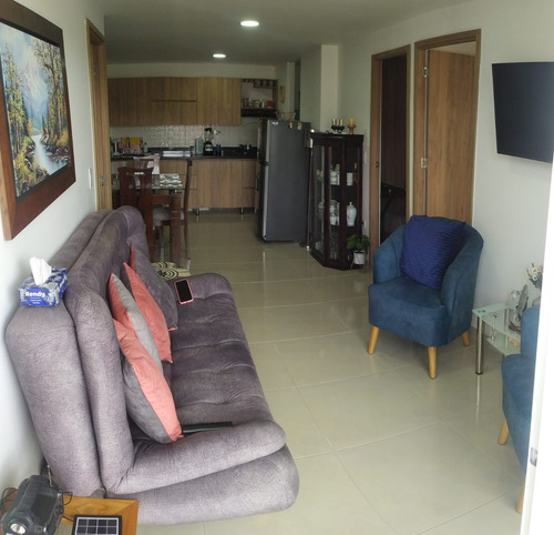 Apartamento Cuarto Piso En Venta En La Ceja ( Barrio La Santa Cruz)