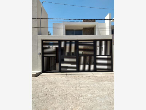Imagen 1 de 12 de Casa Sola En Venta La Joya