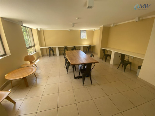 Departamento En Venta De 2 Dorm. En Viña Del Mar