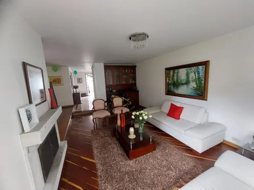 Casa Condominio En Venta En Calatrava. Cod V301