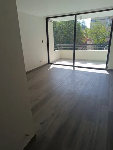 Amplio Depto Un Dormitorio, Gran Terraza, Cocina Separada