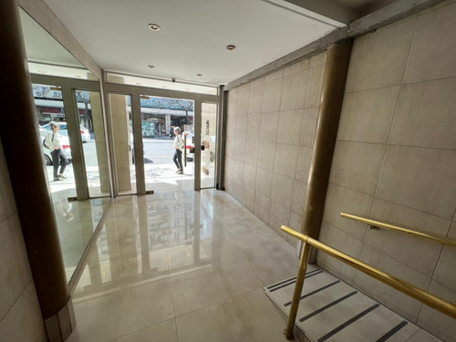 Imagen 22 de 24 de Departamento 4 Ambientes Al Frente Con Balcón Corrido Y Baulera