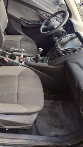 Ford Focus 2.0 Ambiente L4 Man Mt