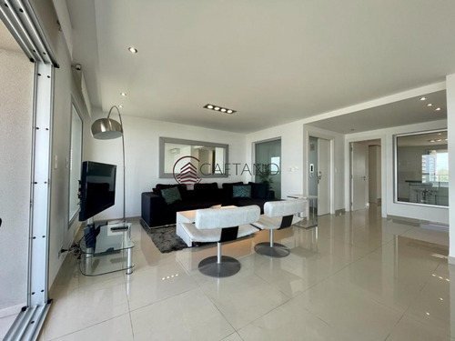 Hermoso Apartamento De 3 Dormitorios En Brava!- Ref: 2525