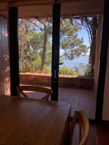 Imagen 11 de 13 de Casa En Venta Y Venta En La Mejor Zona De Punta Ballena.