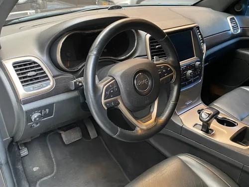 Jeep Grand Cherokee 3.6 Laredo