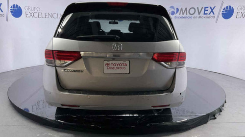 Imagen 4 de 15 de Honda Odyssey 2014 5p Exl V6/3.5 Aut