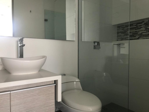 Imagen 11 de 13 de Apartamento En Venta Sector Edificio Stanza El Poblado En Medellín