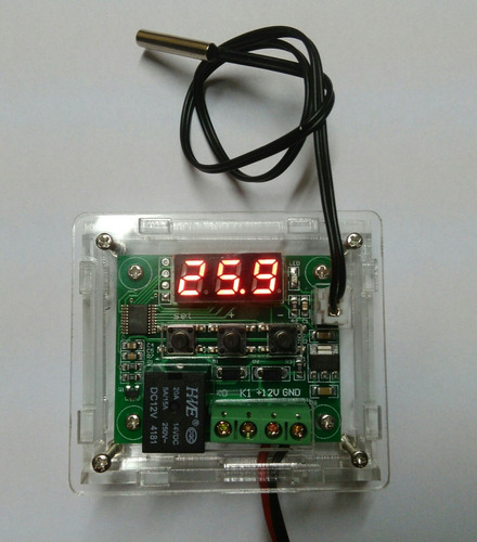 Imagen 1 de 2 de Termostato Digital Programable Con Casé