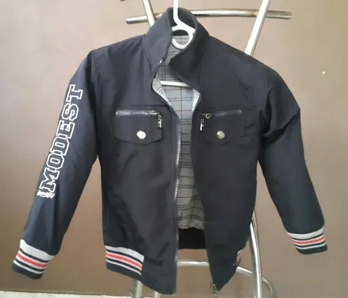 Chaqueta Reversible Para Niño. (Usado)