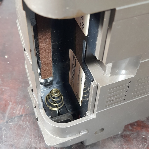 Imagem 8 de 10 de Gravador Toca Fita Philips N2214 Liga Mas Não Gira A Fita.