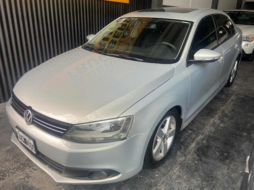 Volkswagen Vento 2.5 Luxury 170cv